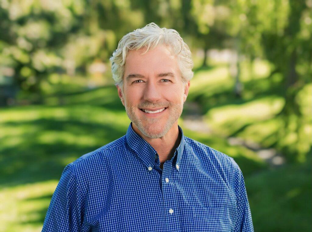 Cornelius Sheehan Reno Therapist Cornelius Sheehan, LCSW photo. He does individual counseling couples and family therapy in reno, nv. He is founder / director of therapy in Reno, NV practice: Individual & Relationship Counseling Associates. Reno, NV. Specialist in Marriage counseling
