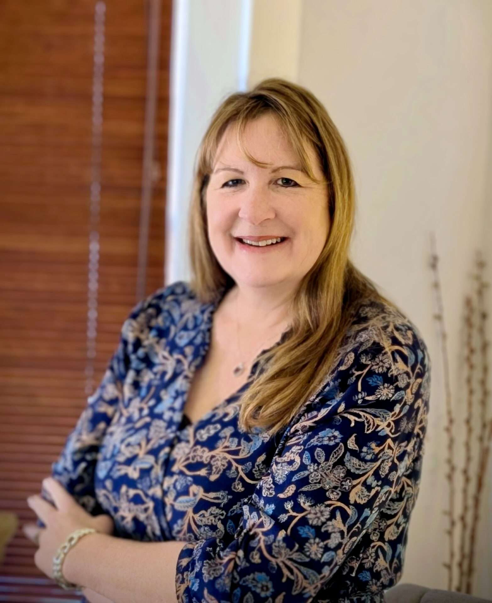 Meet Gina Bemis, LCSW 2 Gina Bemis, LCSW is a therapist in Reno doing EMDR and EFT couple counseling in Reno