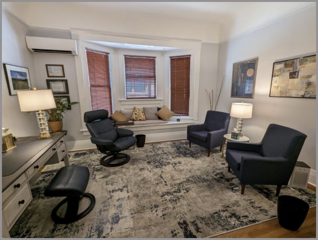 Therapy office at 403 Flint St, Reno — room 1